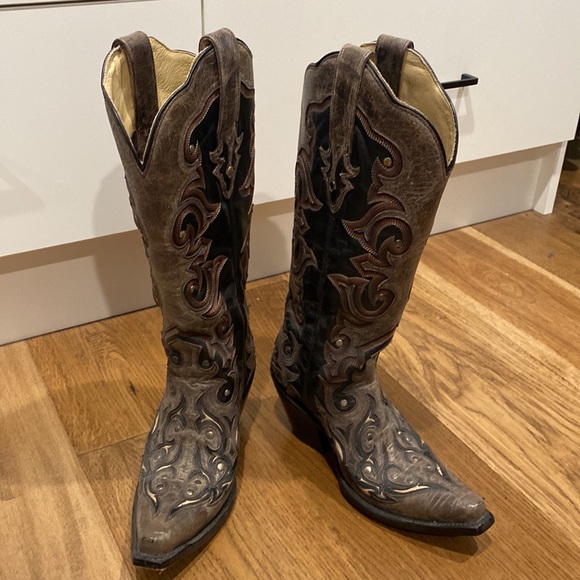 Corral boots - Picture 4 of 8